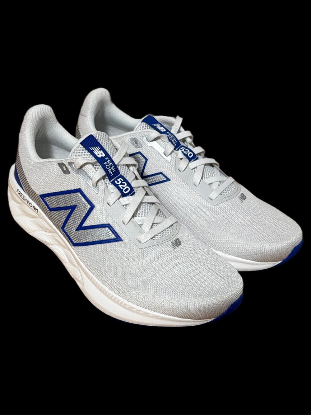 New Balance 520 V9 Men’s Athletic Running Shoes - White & Blue size 10.5D